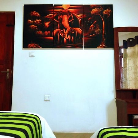 Ella Hotel Upper Hill Extérieur photo