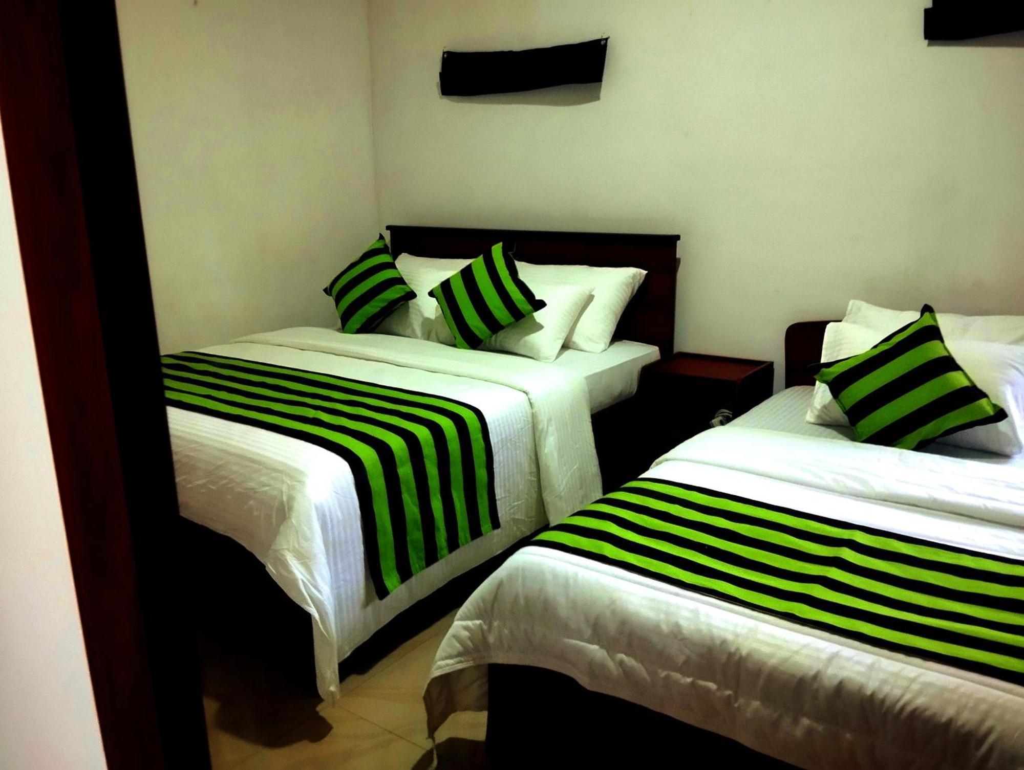 Ella Hotel Upper Hill Extérieur photo