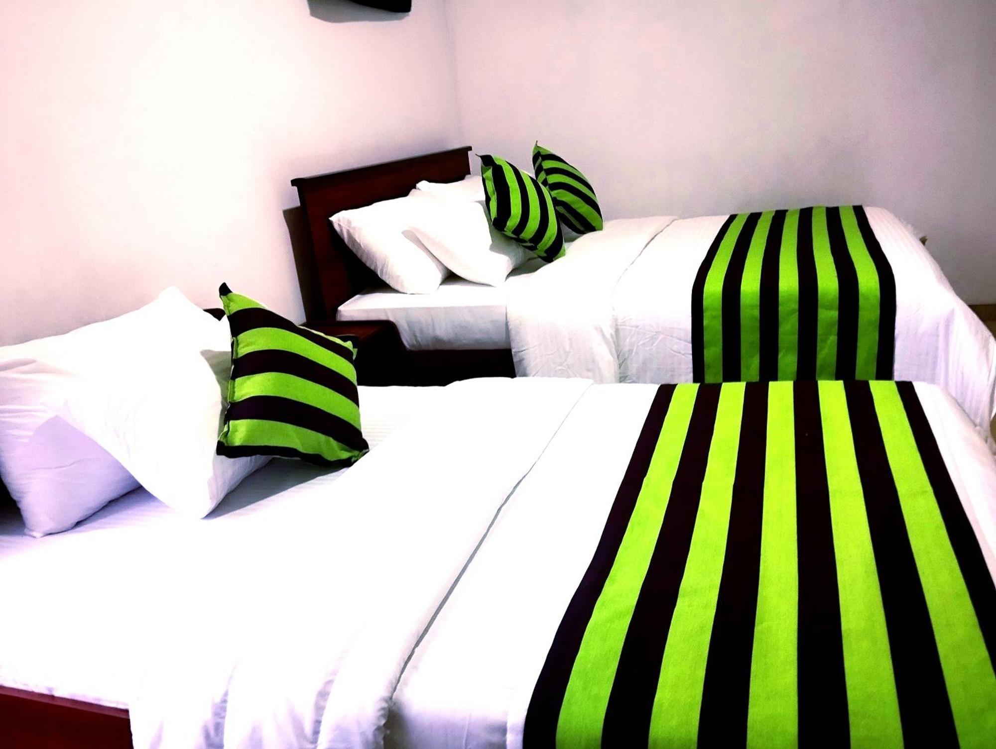 Ella Hotel Upper Hill Extérieur photo