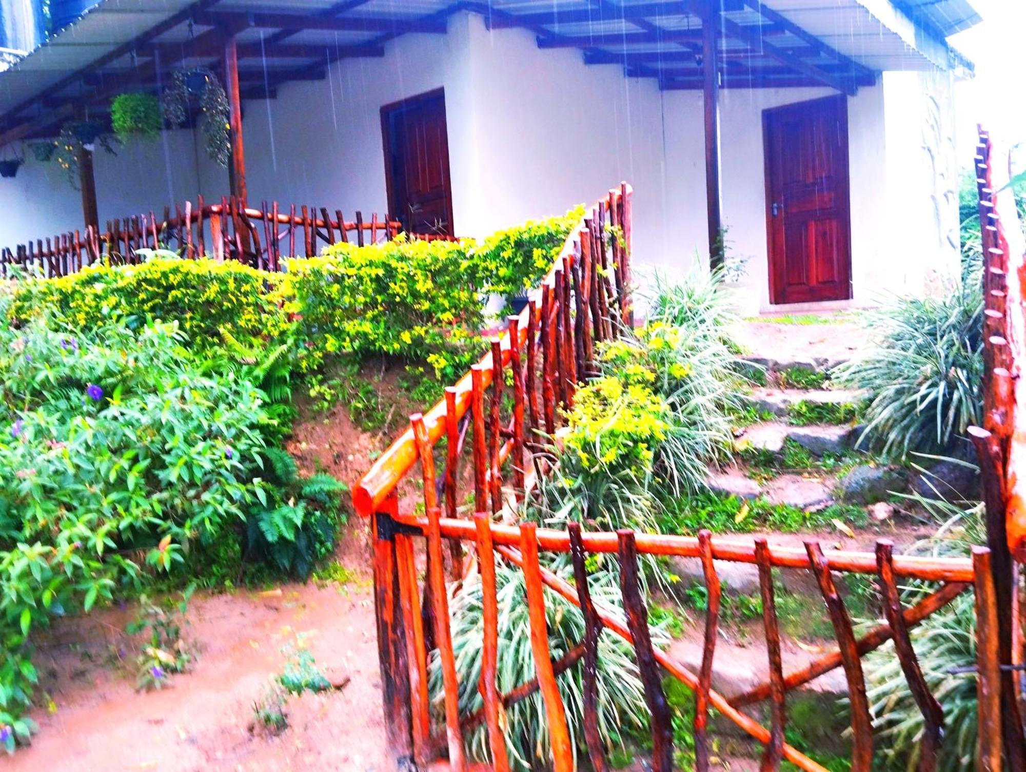 Ella Hotel Upper Hill Extérieur photo